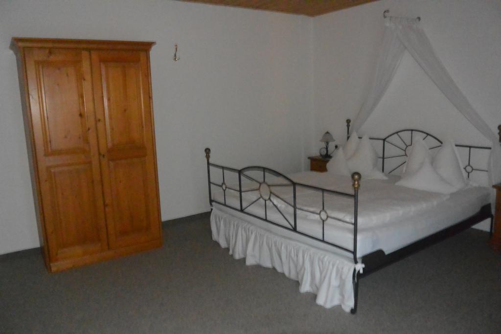 Gaestehaus Doering Mittenwald Room photo