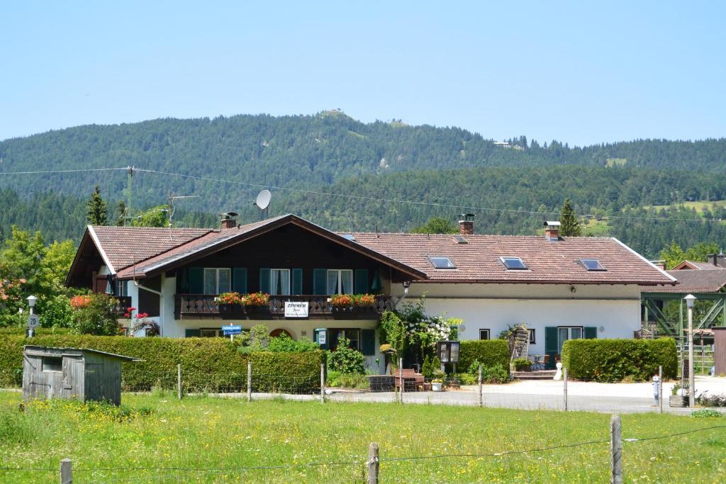 Gaestehaus Doering Mittenwald Exterior photo